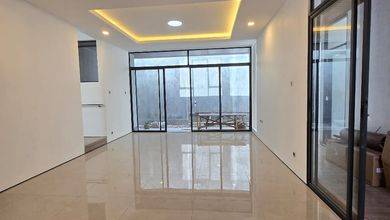 Jual Rumah Siap Huni di Batununggal, Bandung, LT 220 m2