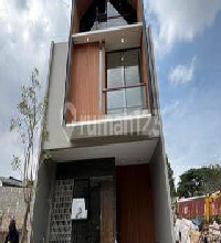 Rumah Mewah LT 132 m2, area Setra Duta, Bandung