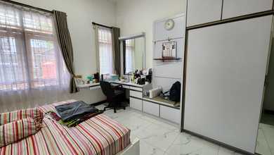 Rumah Elegan di Buah Batu, Bandung, 3 Kamar Tidur, LT 180m²