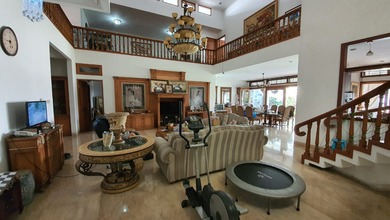 Penawaran Eksklusif, rumah Prestisius di Sukajadi, Bandung, LB 700m²