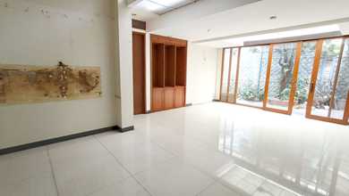 Ruang Usaha/Rumah Siap Huni di Pusat Kota Bandung, Sayap Pasteur