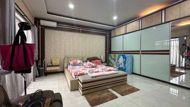 Jual Rumah Megah LT 400 m2 Area Mekar Wangi, Bandung