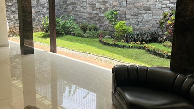 Hunian Mewah di Soekarno Hatta, Bandung, 5 Kamar Tidur, LT 600m²