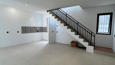 Jual Rumah Cantik Luas 104 m2 di Kopo, Bandung