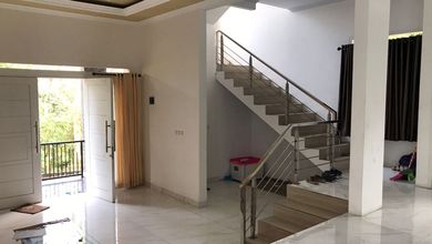 Rumah Area Luxury Cidadap, Bandung - Harga Menarik 5 Miliar