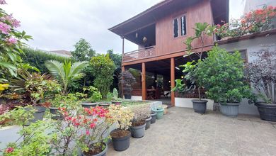 Rumah Mewah di Pondok Hijau, Bandung, 4 KT, LT 308m²