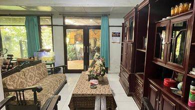 Rumah Premium area Riau, Bandung, Luas 300 m2