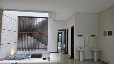 Kesempatan Langka, rumah Prestisius di Cihampelas, Bandung, LB 525m²