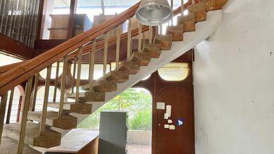 Hunian Mewah di Cidadap, Bandung, 3 KT, LT 425m²