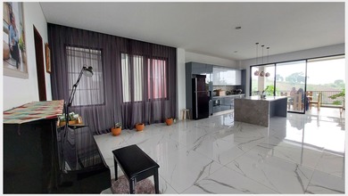 Villa Megah 3 Lantai Full Furnished Di Dago Pakar Bandung