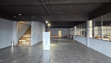 Gedung Cocok untuk Kantor & Resto di Mainroad Setiabudi Bandung