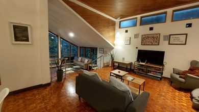 Jual Cepat Rumah Villa Asri dan Adem Strategis di Dago, Bandung