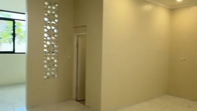 Rumah Elegan di Singgasana, Bandung, 4 KT, LT 187m²