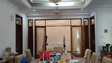 Rumah Mewah di Batununggal, Bandung, 3 Kamar Tidur, LT 300m²