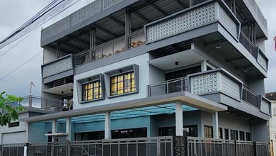 Gudang Margaasih 3 Lantai+Rooftop 3 Akses Tol