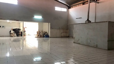 Ruang Usaha Mainroad Pasir Kaliki Strategis