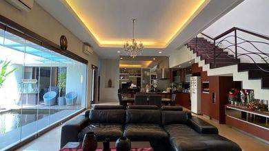 Jual Rumah Cantik Luas 275 m2 area Mekar Wangi, Bandung