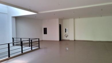 Ruko Mainroad Otista Ada Parkir