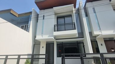Jual Rumah Cantik LT 80 m2 di Leuwi Panjang, Bandung