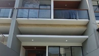 Rumah Area Luxury Mekar Wangi, Bandung - Harga Menarik 3,85 Miliar