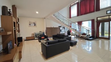 Rumah Area Luxury Mekar Wangi, Bandung - Harga Menarik 9,5 Miliar