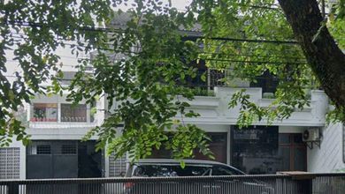 Rumah Prestisius di Kawasan Buah Batu, Bandung, LB 251m², Harga 7 Miliar