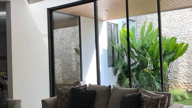 Penawaran Eksklusif, rumah Mewah di Setra Duta, Bandung, LB 341m²