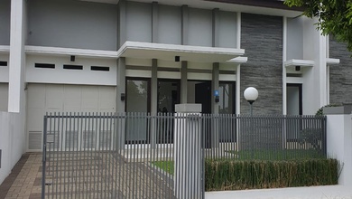 Dijual rumah Eksklusif di Batununggal, Bandung - LT 240m²