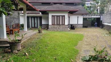 Rumah Area Luxury Hegarmanah, Bandung - Harga Terbaik 16 Miliar