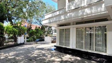 Jual Rumah Cantik Luas 508 m2 area Riau, Bandung