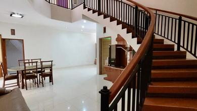 Kesempatan Eksklusif, rumah Prestisius di Batununggal, Bandung, LB 365m²