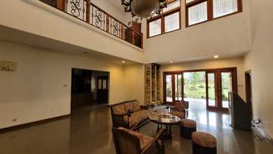 Hunian Mewah di Kawasan Setiabudi, Bandung, LB 900m², Harga 15,5 Miliar