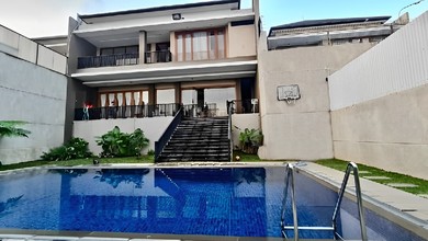 Dijual rumah Eksklusif di Setra Duta, Bandung - LT 678m²
