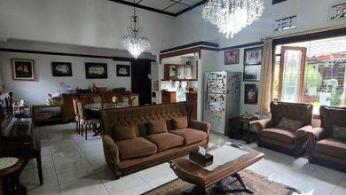 Jual Rumah Terkini area Sayap Dago, Bandung LT 907 m2