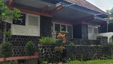 Rumah Mewah di Kawasan Cipaganti, Bandung, LB 380m², Harga 31 Miliar