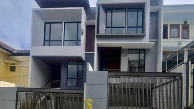 Rumah Area Luxury Setra Duta, Bandung - Harga Menarik 3,7 Miliar