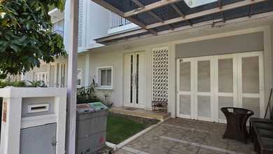 Rumah Mewah di Kawasan Summarecon Bandung, Bandung, LB 210m², Harga 3,5 Miliar