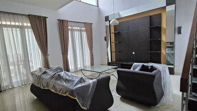 Rumah Elit Luas 180 m2, di Batununggal, Bandung