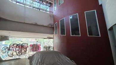 Disewakan Ruang Usaha 2 Lantai + Basement di Setiabudi Bandung