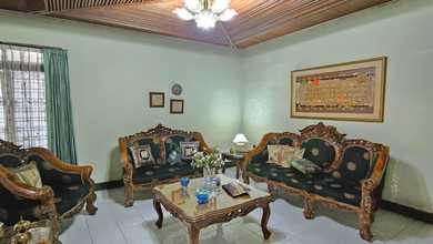 Rumah Elite di Kawasan Buah Batu, Bandung, LB 230m², Harga 7,5 Miliar