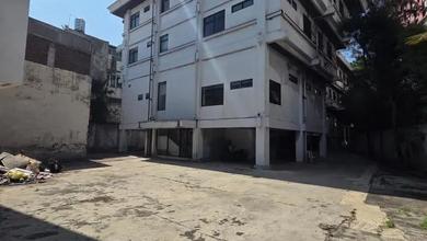Disewakan Gedung Komersial Main Road Dago Bandung. Parkir Hingga 30 Mobil, Cocok untuk Kantor & Bank