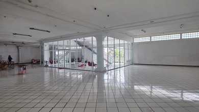 Disewakan Ruang Usaha Strategis Mainroad Setiabudi Bandung, Cocok Digunakan untuk Showroom, Retail, Kantor, Pusat Kebugaran, Studio, Hingga Usaha Kuliner dan Lifestyle