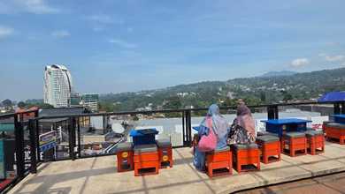 Ruang Usaha Sangat Strategis View Kota Bandung, Cocok Untuk Cafe di Dago Pakar