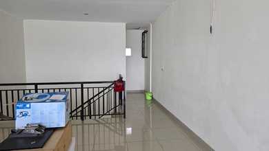 Ruko Topaz Commercial 3 Lantai Summarecon Bandung