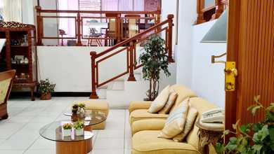 Hunian Mewah di Kawasan Hegarmanah, Bandung, LB 299m², Harga 7 Miliar