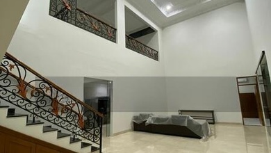 For Sale rumah Eksklusif di Cibaduyut, Bandung - LT 312m²