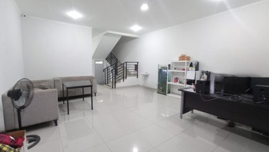 Rumah Area Luxury Mekar Wangi, Bandung - Harga Menarik 2,75 Miliar