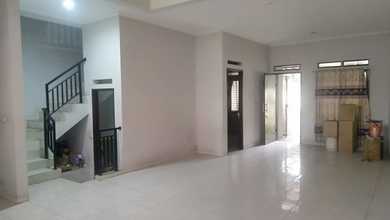 Dijual Rumah Nyaman di Gunung Batu, Bandung - LT 141m²