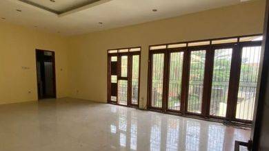 Rumah Eksklusif Luas 280 m2, area Pasteur, Bandung