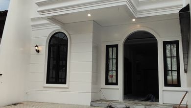 Kesempatan Rumah di Turangga, Bandung, LB 170m², Harga 2,45 Miliar